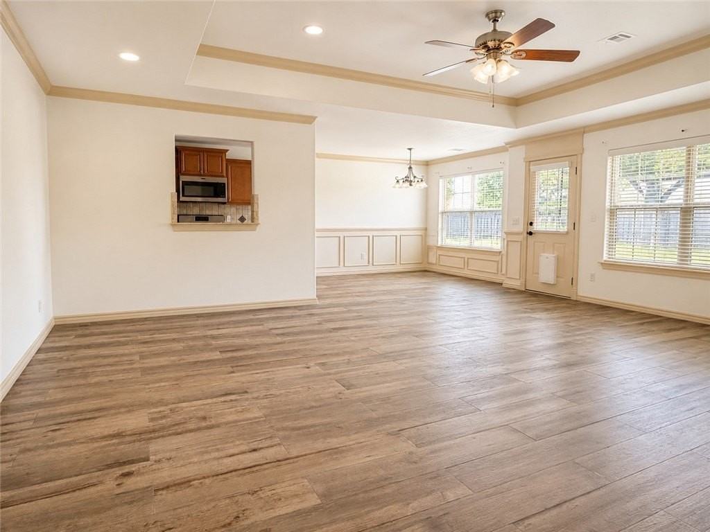 3001 N 18th St - Photo 5 of 14