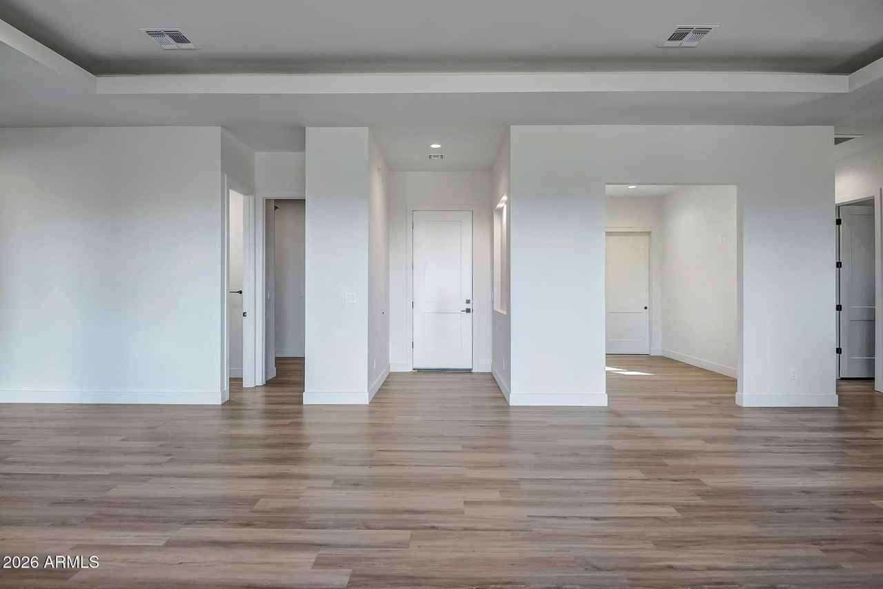 750 S Grant Woods Pkwy - Photo 3 of 39