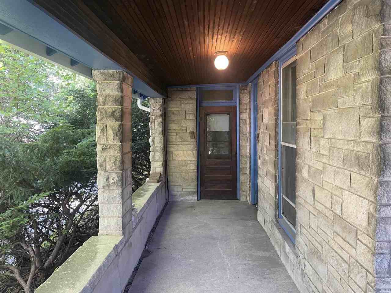 301 E University St #1 - Photo 3 of 20