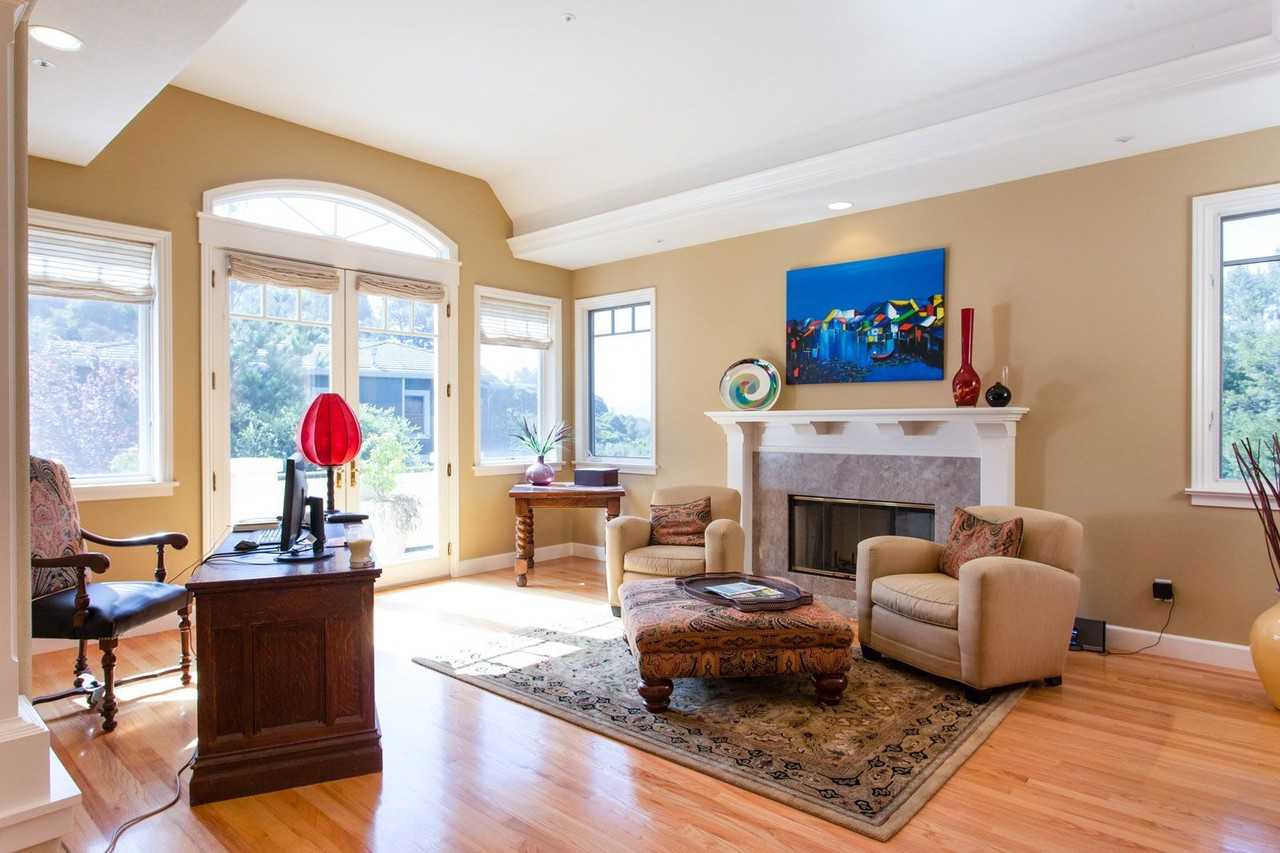 9 Stevens Ct - Photo 3 of 25