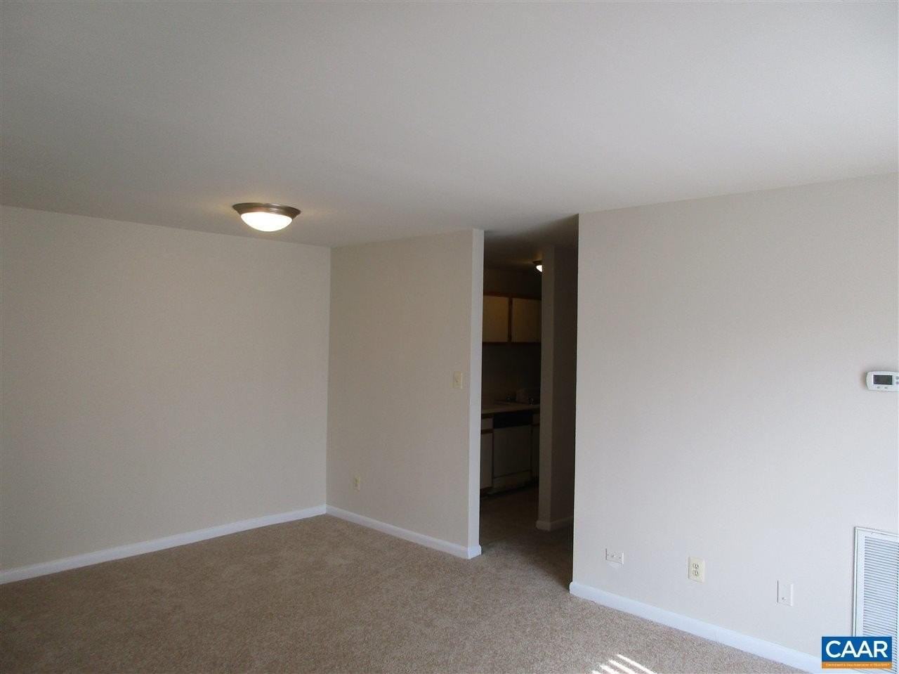 820 Runnel Ct #6 - Photo 6 of 11