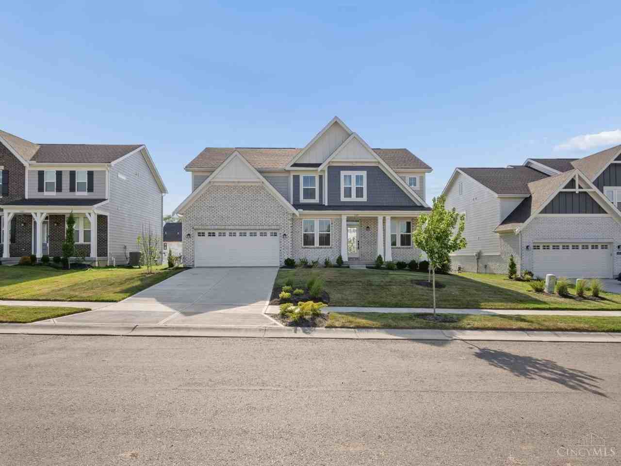 5195 Brookfield Ln - Photo 3 of 47