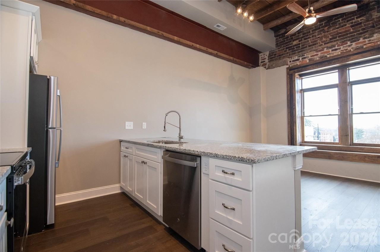 140 W Mountain St #204 - Photo 3 of 9