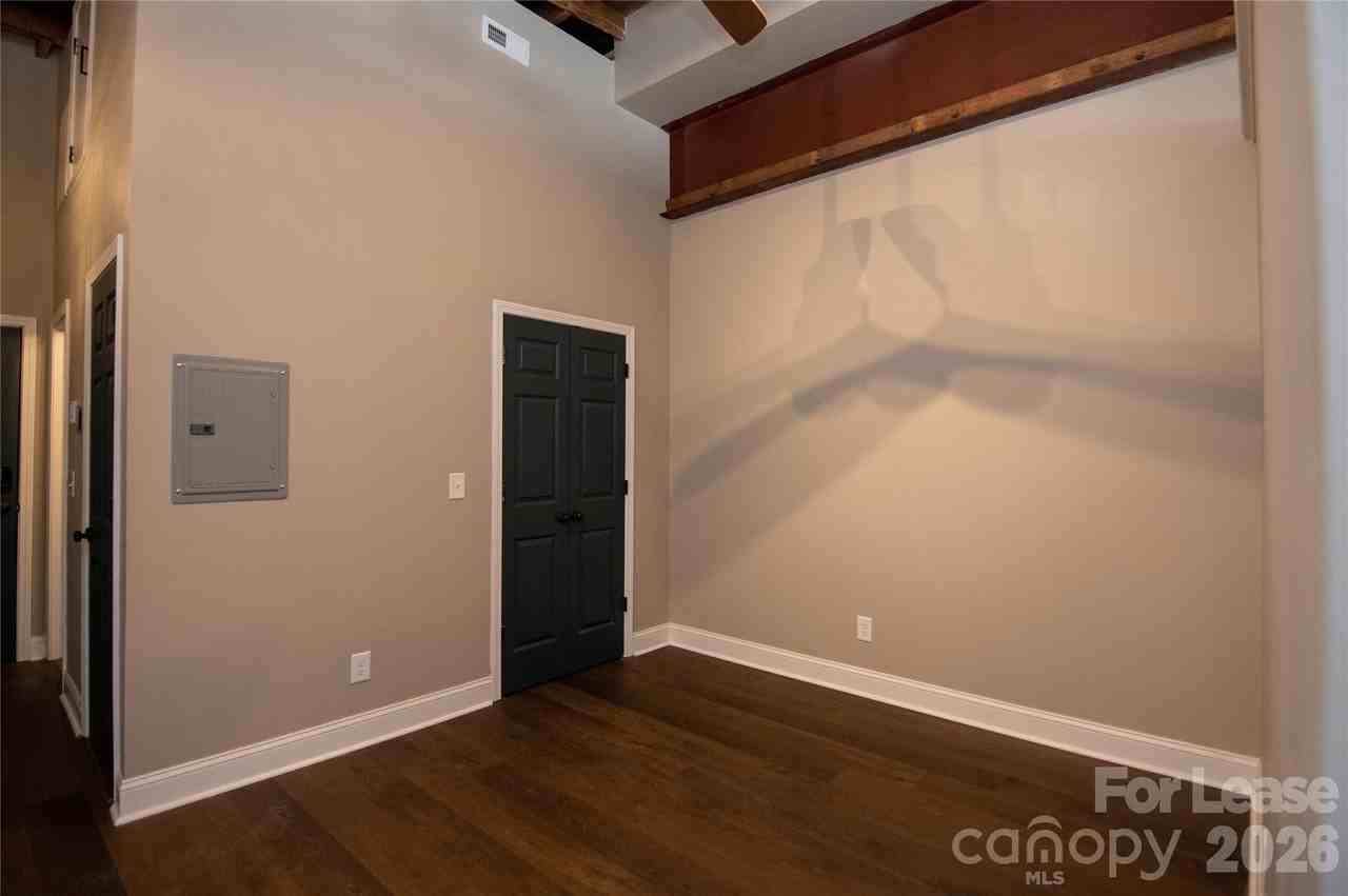 140 W Mountain St #204 - Photo 6 of 9
