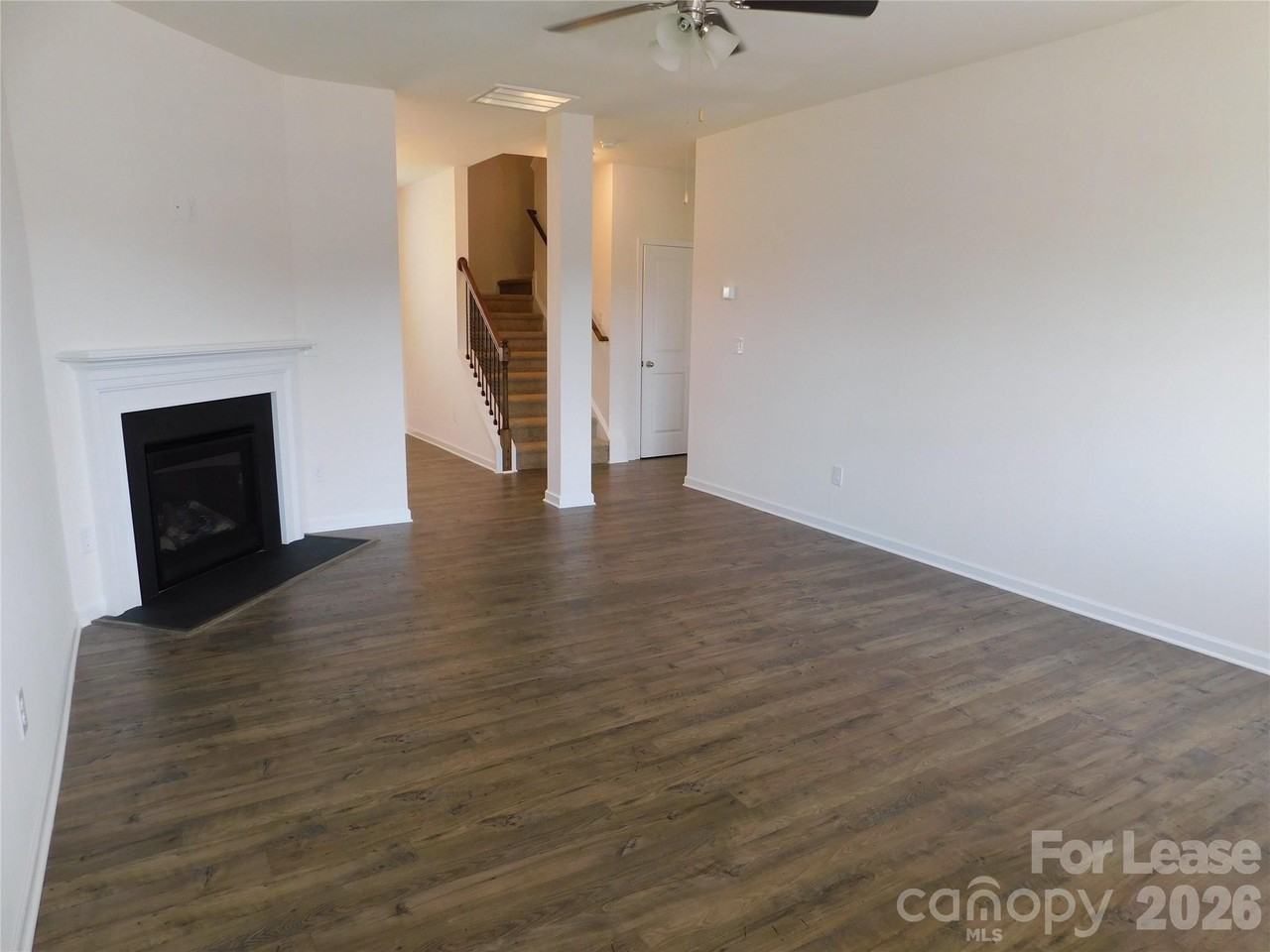 2626 Gingham St - Photo 4 of 23