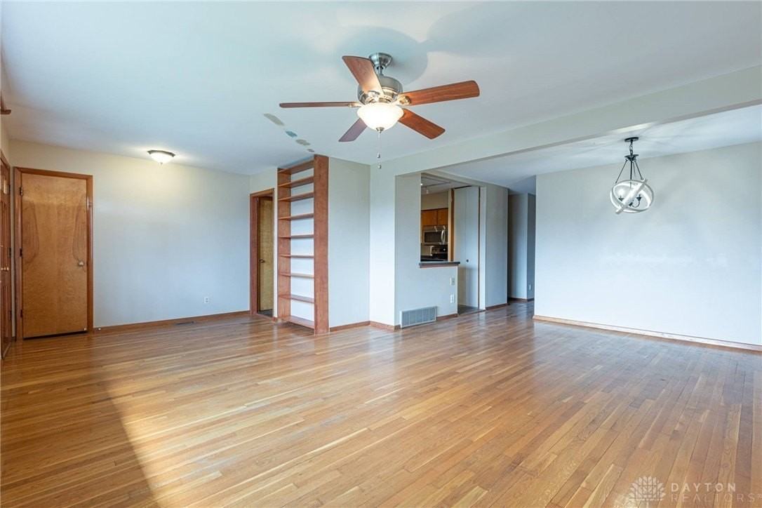 2309 Whitlock Pl - Photo 3 of 18