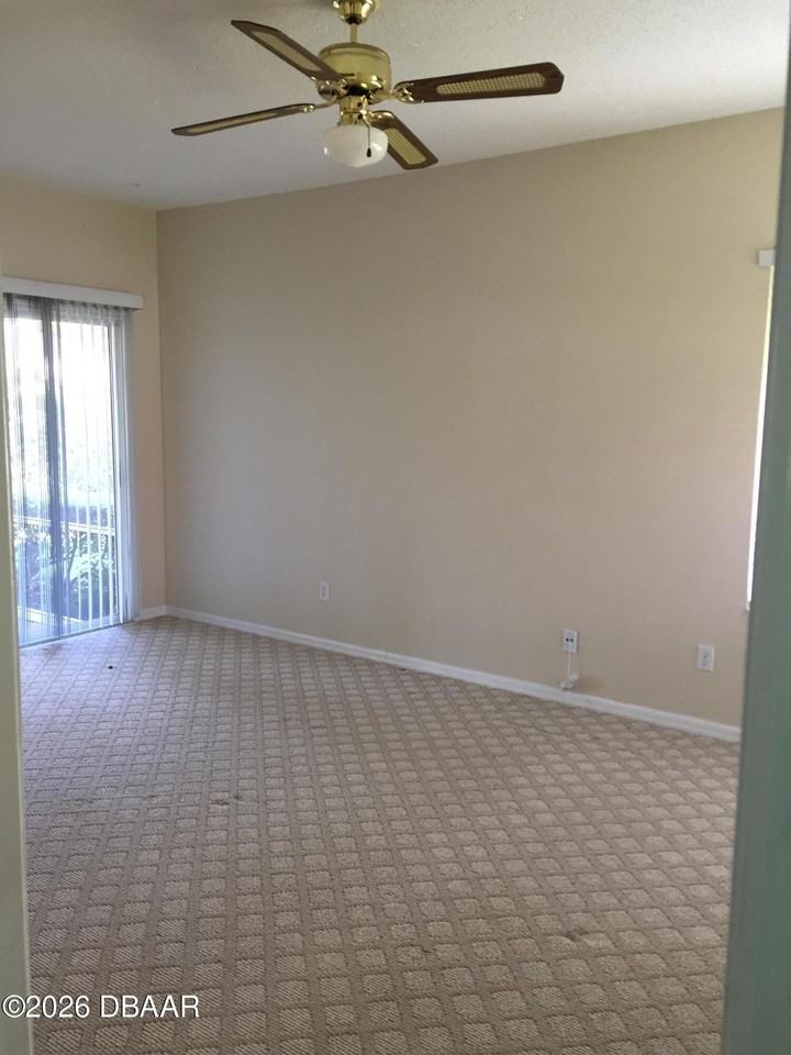 38 Magnolia Dr S - Photo 3 of 17