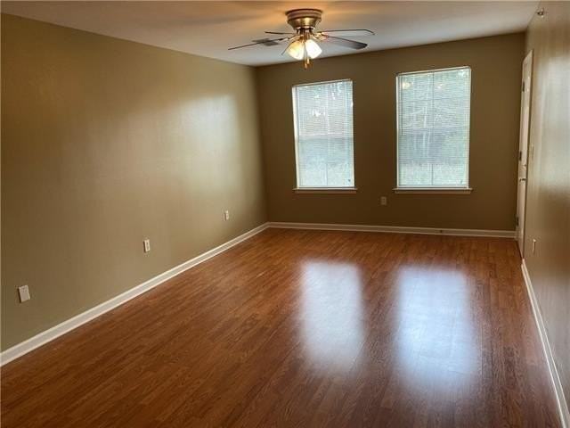 440 S Military Rd - Photo 3 of 8