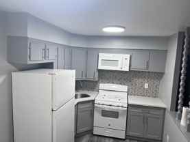 520 Sheffield Avenue #1R - Photo 1 of 1