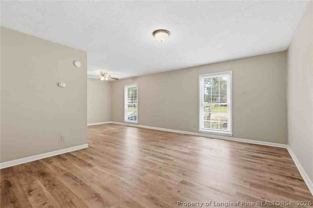 1902 Paisley Ave - Photo 6 of 44
