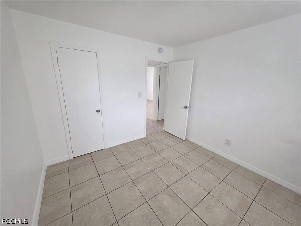 2452 Stella St #105 - Photo 2 of 8