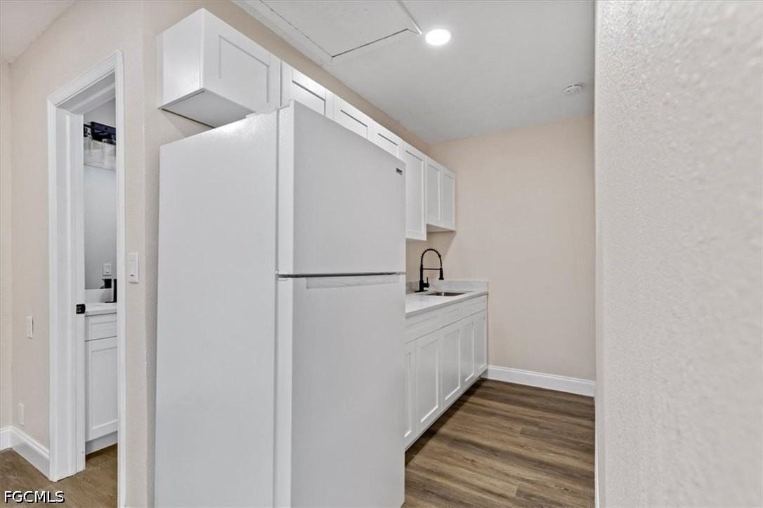 2570 Charleston Park Dr - Photo 4 of 6