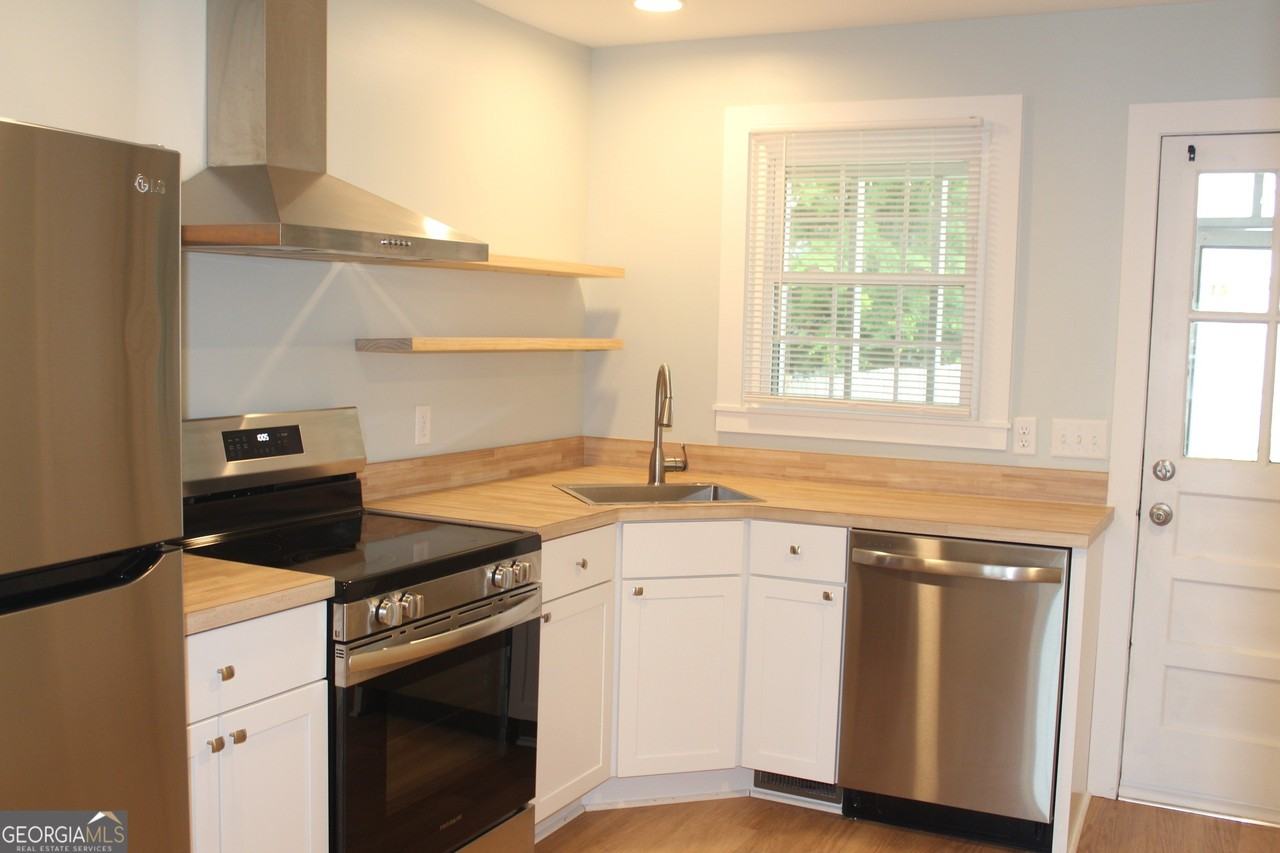 5 S Zetterower Ave - Photo 6 of 12