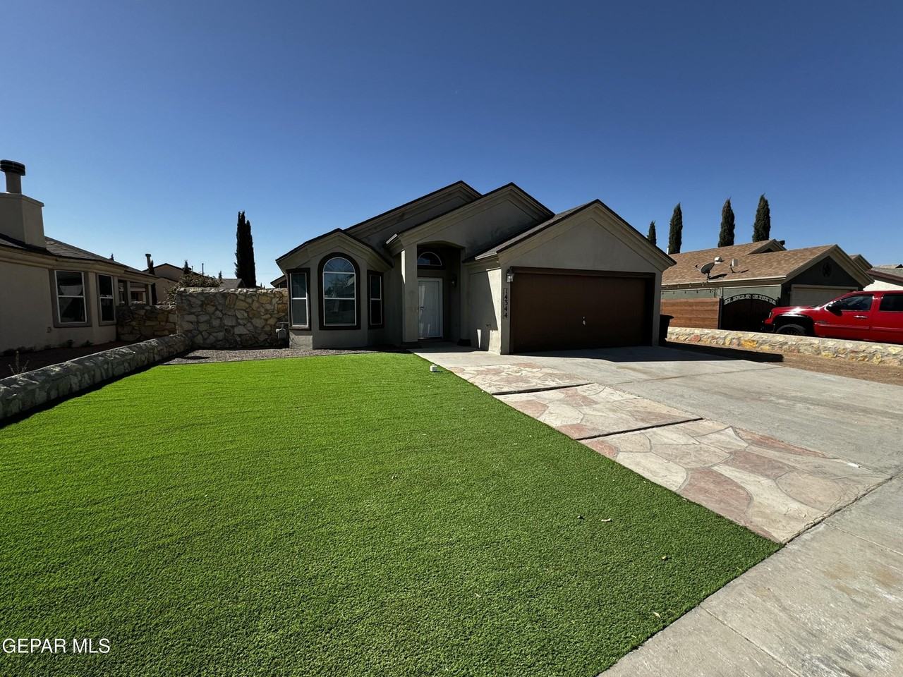 14344 Desert Shadow Dr - Photo 2 of 23