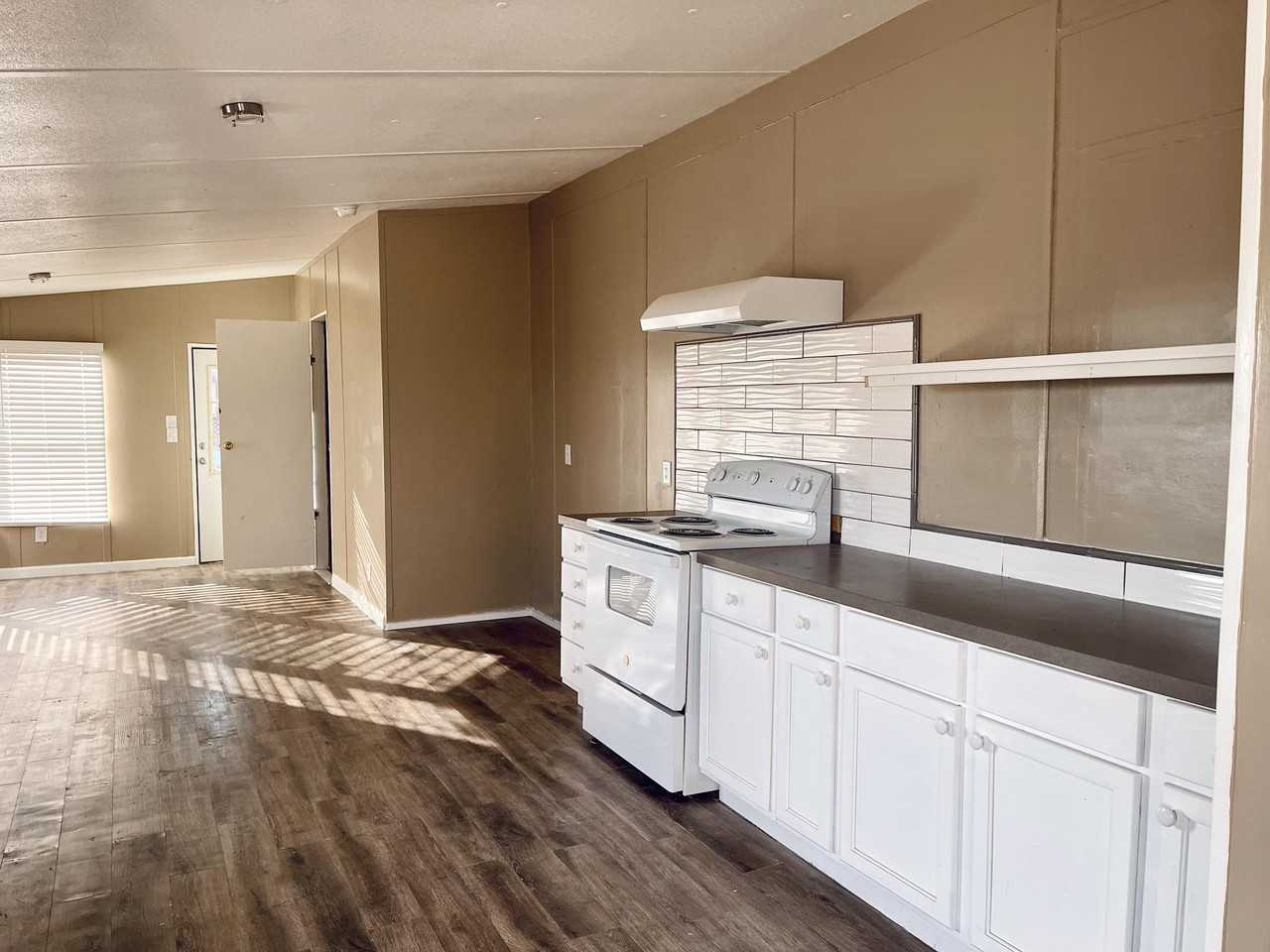 301 Vida Bonita Way - Photo 3 of 14