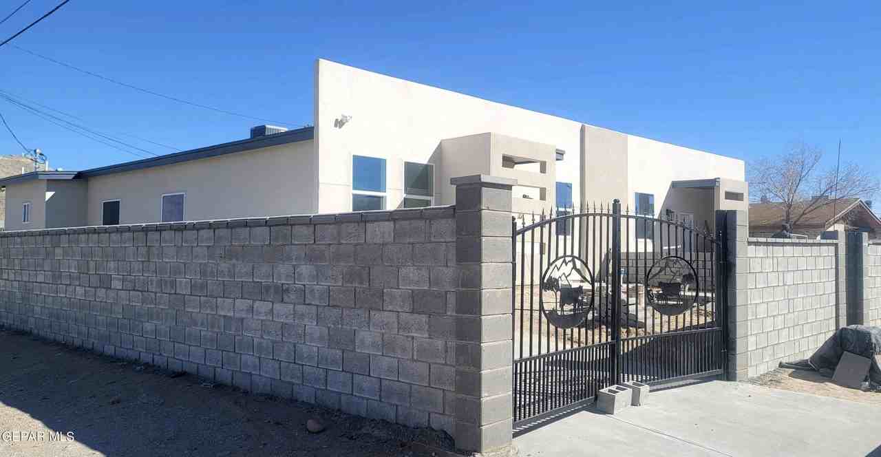 225 Antone St #B - Photo 2 of 6