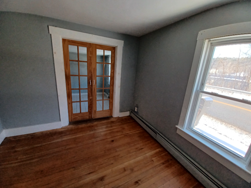 440 Lincoln St #1 - Photo 3 of 17
