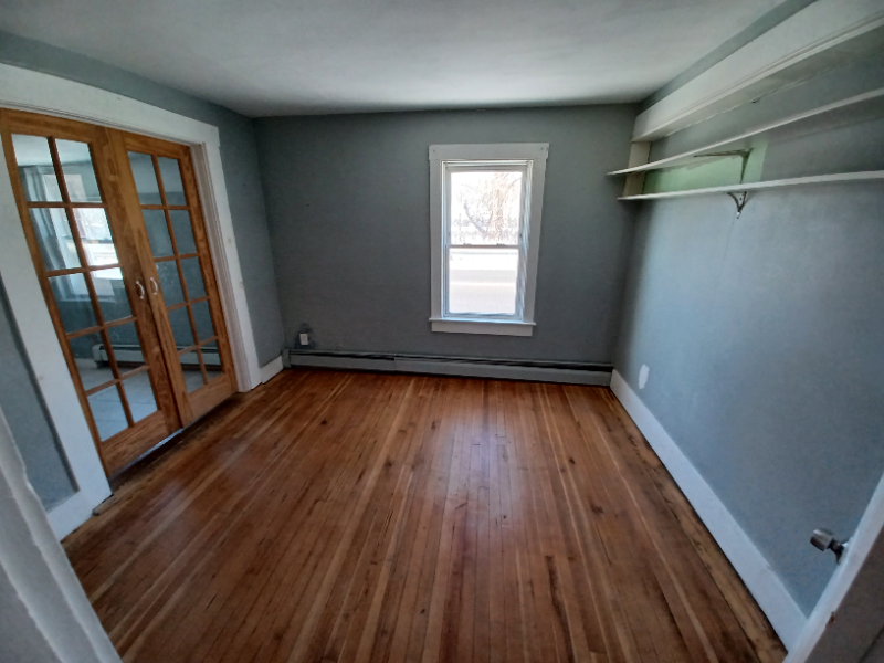 440 Lincoln St #1 - Photo 4 of 17