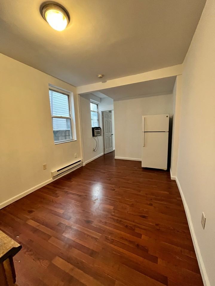 1444S S 7th St #1 - Photo 2 of 6
