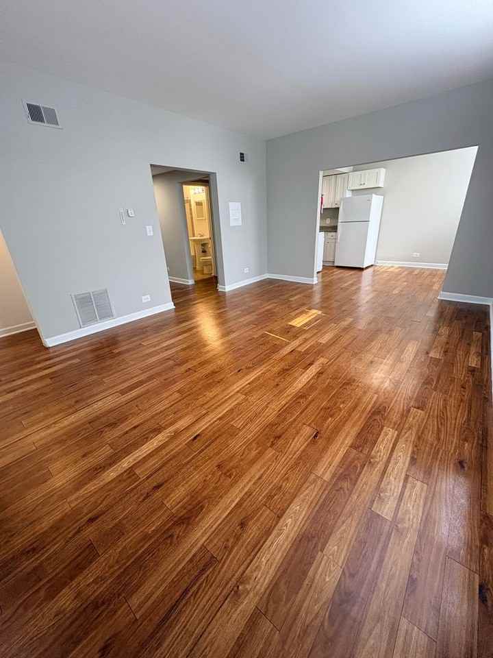 Washington Pine - Photo 2 of 10