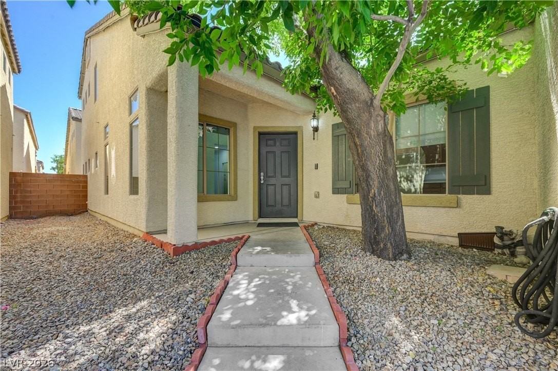 9929 Markhorn Ct - Photo 4 of 50