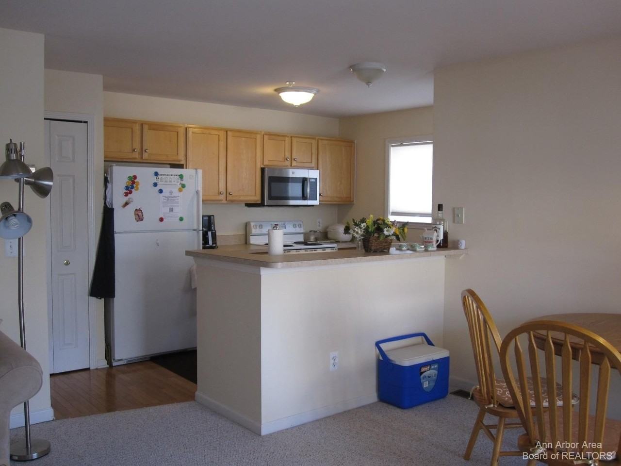 2806 Barclay Way - Photo 3 of 20
