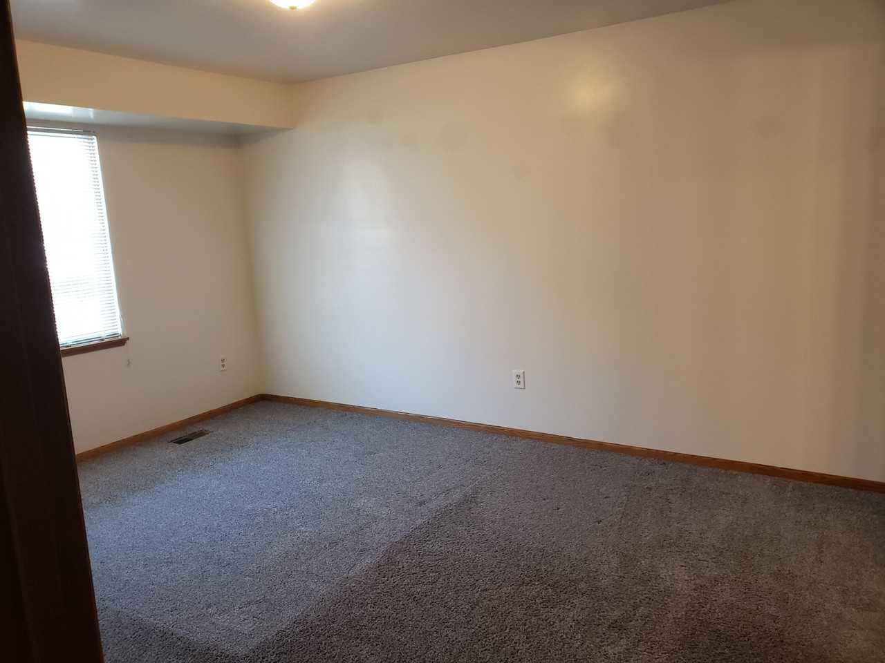 8338 Shields Dr - Photo 4 of 11