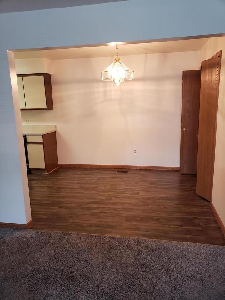 8338 Shields Dr - Photo 6 of 11