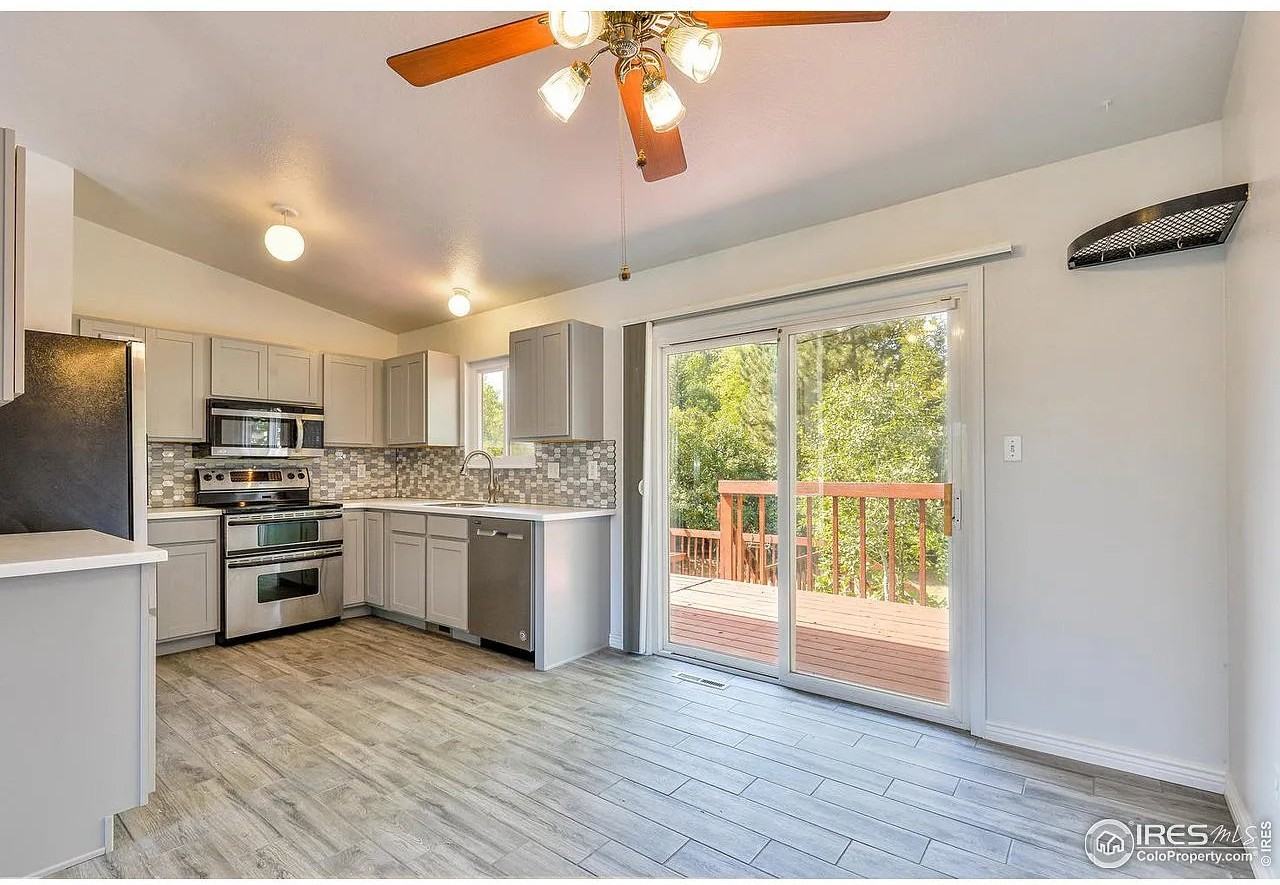 2601 Treemont Dr - Photo 6 of 20