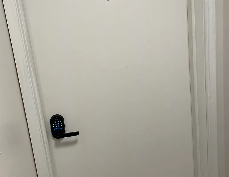 97 Downey Dr - Photo 6 of 13