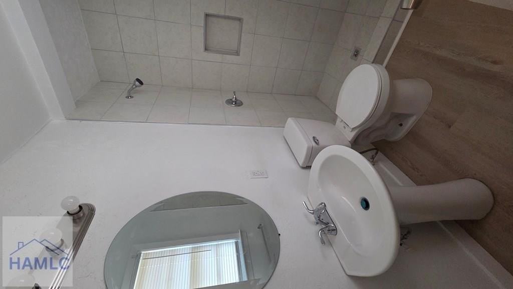 3625 Belair Rd - Photo 5 of 10
