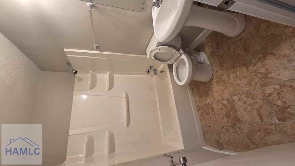3625 Belair Rd - Photo 7 of 10