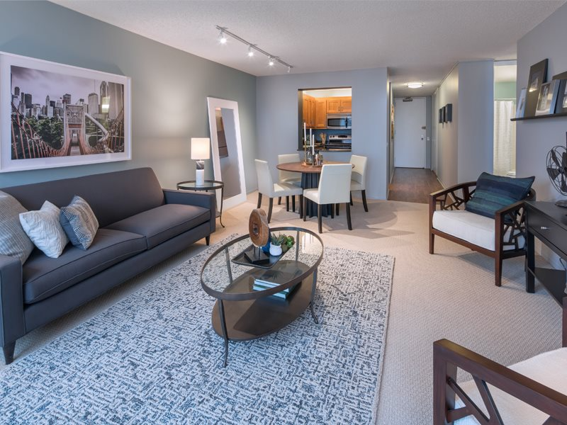 253 E Wacker Dr - Photo 3 of 9