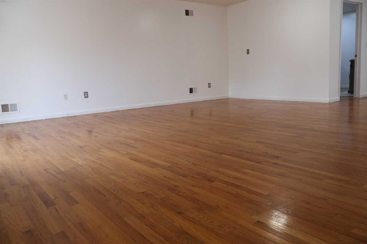 1157 67th St - Photo 2 of 30
