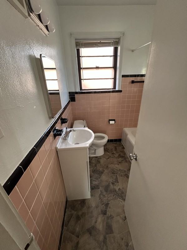 6430 Hampton Ave #6432A - Photo 5 of 10