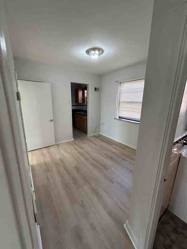 6430 Hampton Ave #6432A - Photo 7 of 10