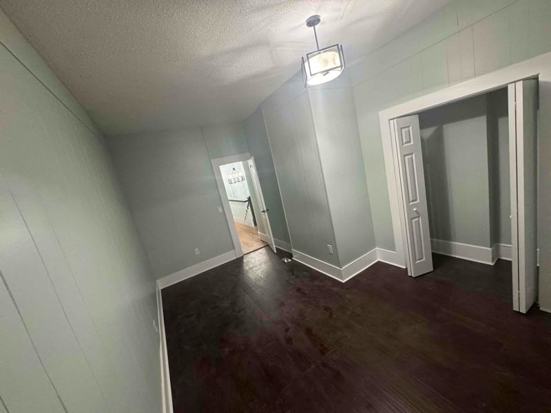 151 Beech St - Photo 5 of 22