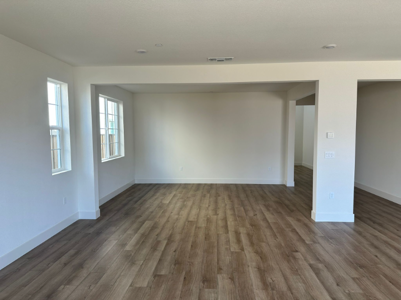 5377 Kusnick Ave - Photo 5 of 8