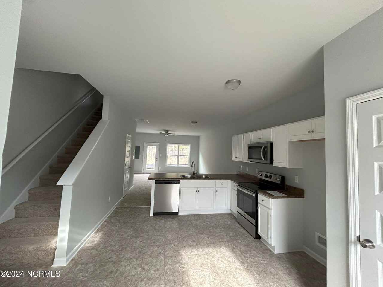 174 Buckhorn Ave - Photo 5 of 18