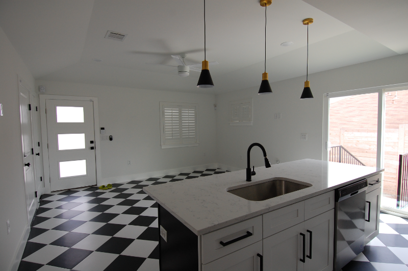 6806 Pondsdale Ln - Photo 2 of 15