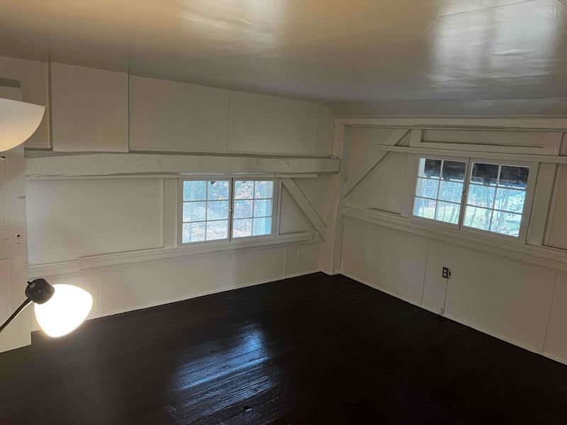 121 Hilltop Circle - Photo 2 of 6