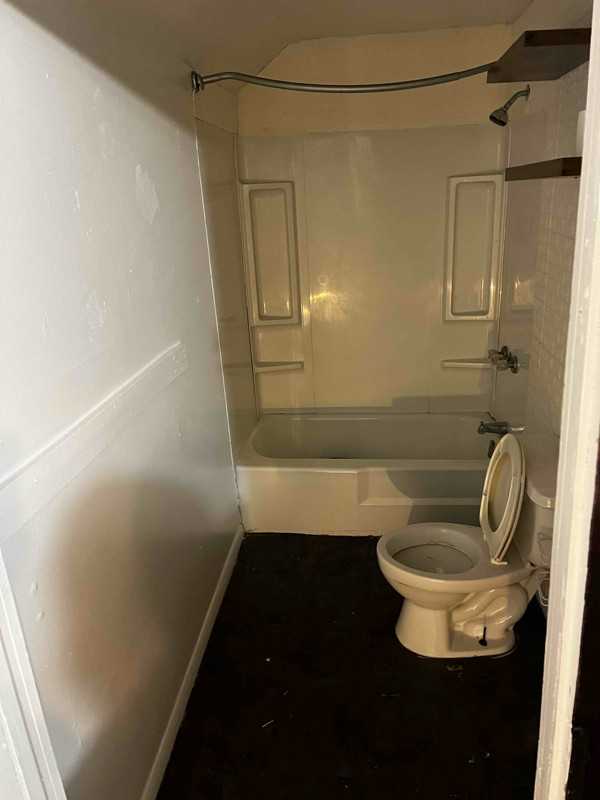 121 Hilltop Circle - Photo 5 of 6