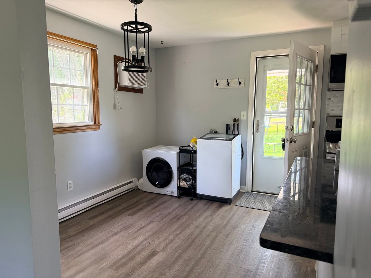 37 S Grove St #37 - Photo 5 of 22