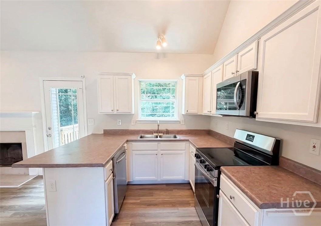 104 Peppertree - Photo 2 of 8