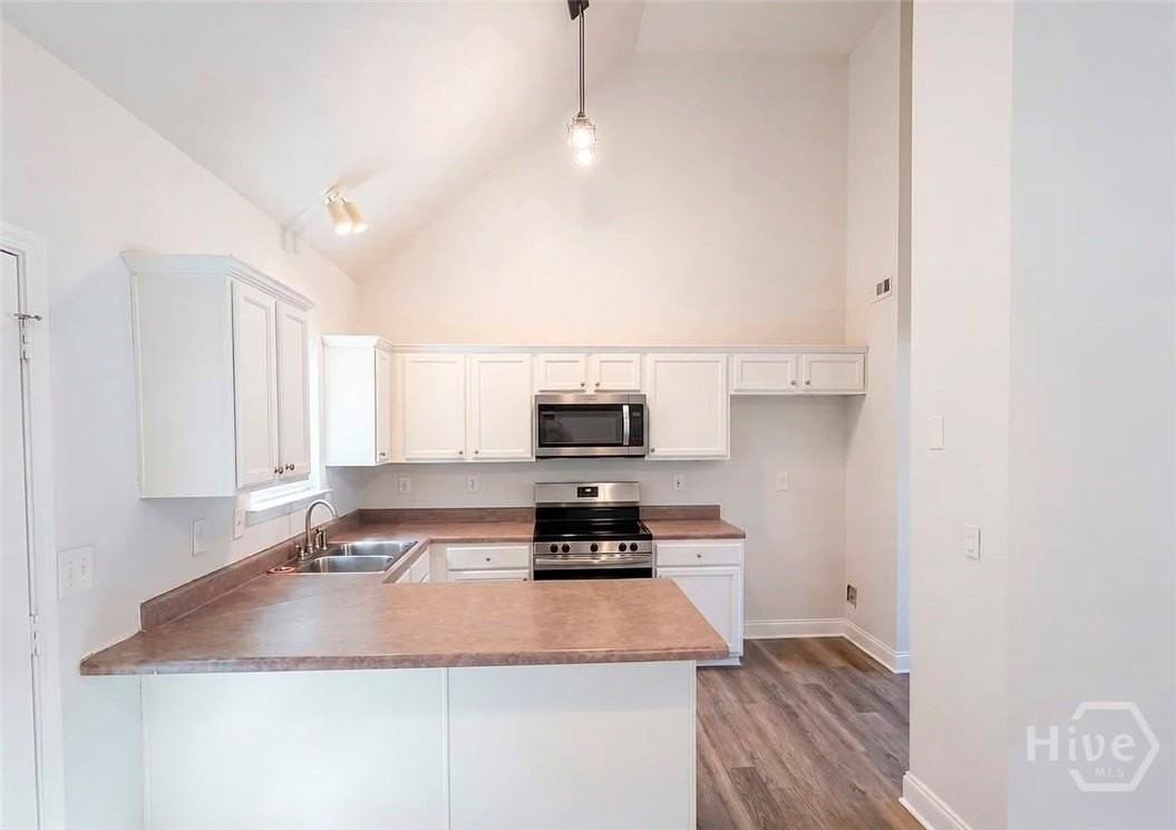 104 Peppertree - Photo 7 of 8