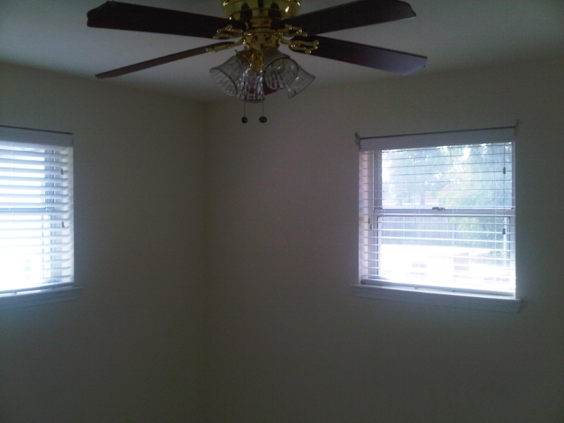 3321 Plaza Dr - Photo 3 of 5