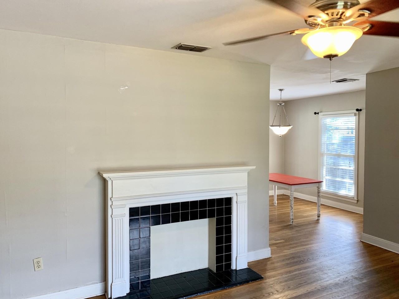 2707 30th St - Photo 3 of 10