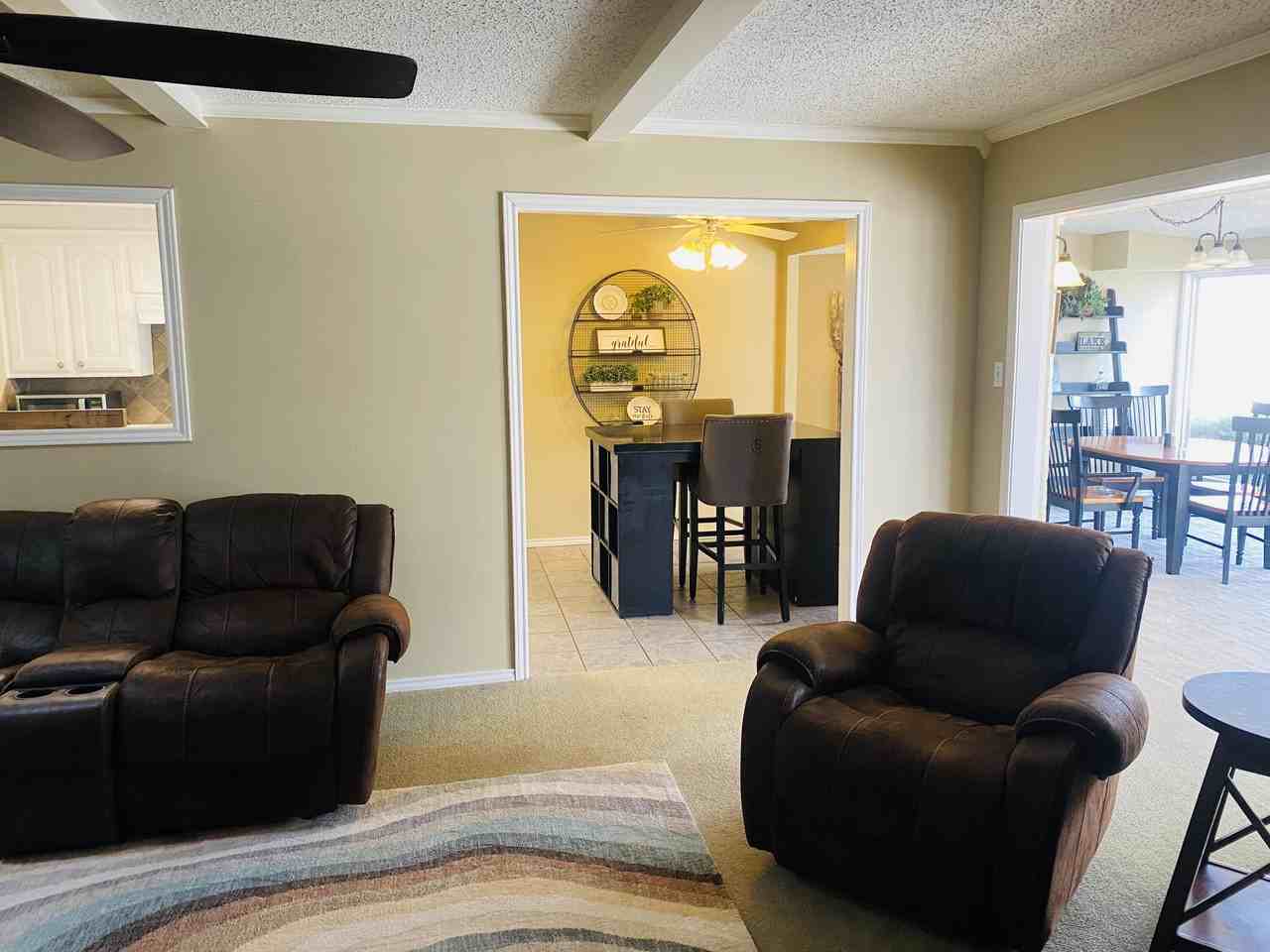 4710 64th St - Photo 6 of 12