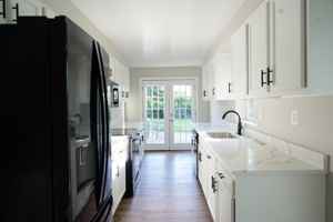 featured image of 8129 Woodholme Cir #A
