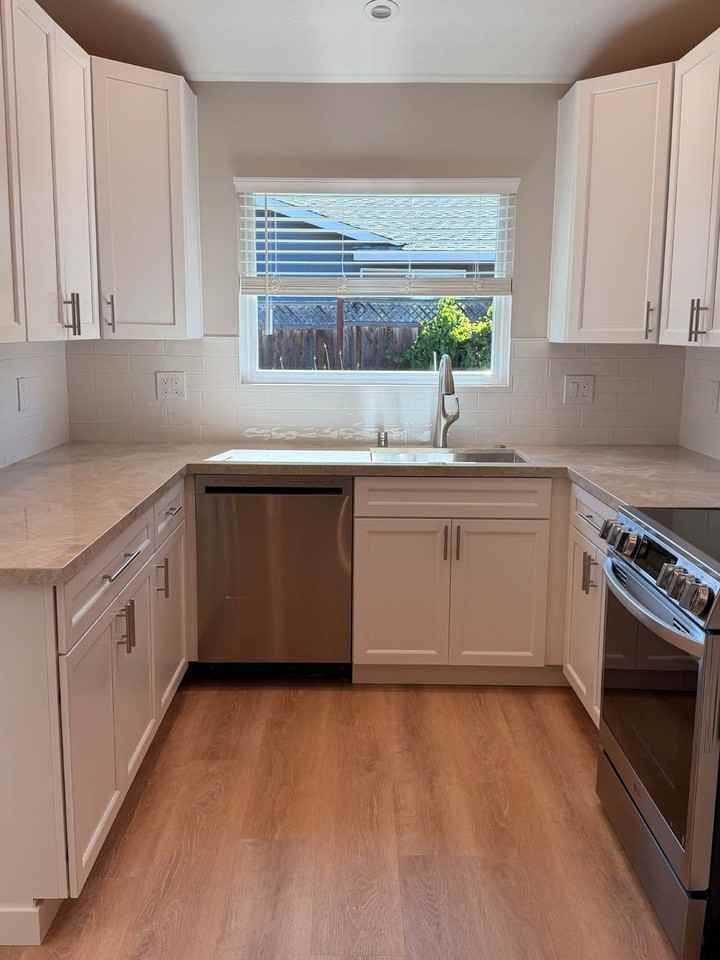 7221 Stonedale Dr - Photo 5 of 19